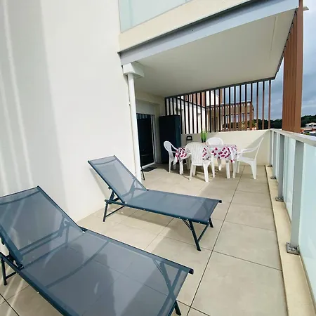 Avec Terrasse Et Parking - V0841 Apartment Vias