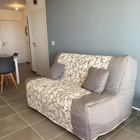 Avec Terrasse Et Parking - V0841 Vias